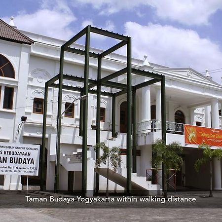 Zen Premium Tegal Panggung Danurejan Hotel Yogyakarta Exterior photo