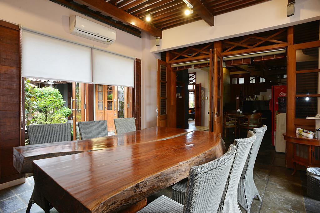 Zen Premium Tegal Panggung Danurejan Hotel Yogyakarta Exterior photo